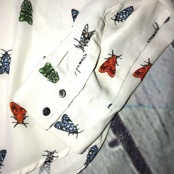 H&M Bug Print Button Down - Picture 2 of 7